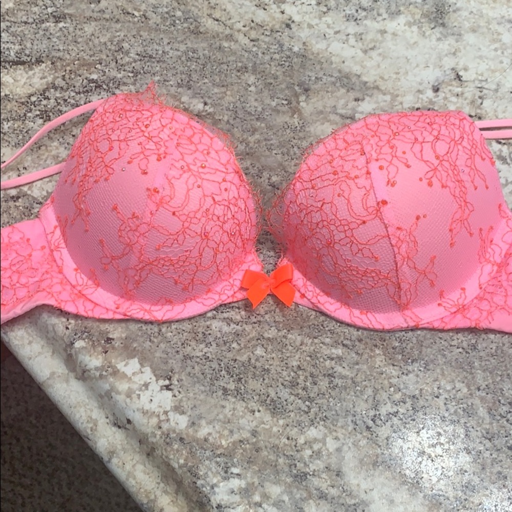 Victoria’s Secret bra